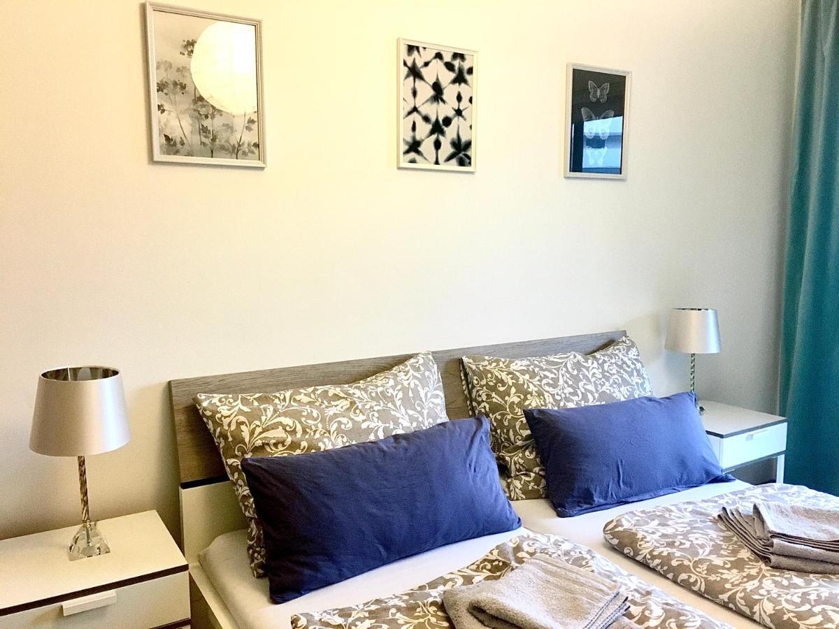 2 Bedroom Apartment Next To Metro U1 And Garage Parking Viena Exterior foto